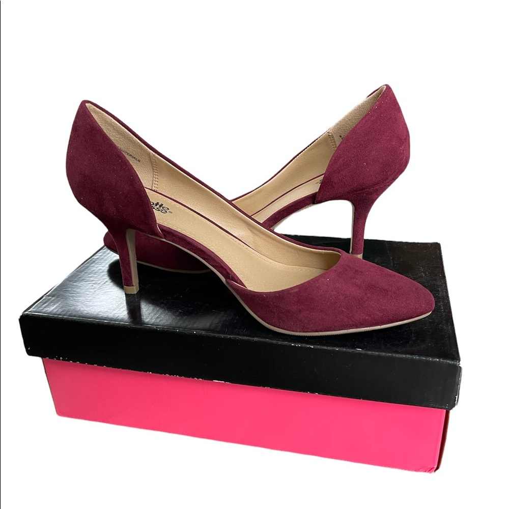 Charlotte Russe, Size 8 in style Ellie Pump Heels. Color: Maroon